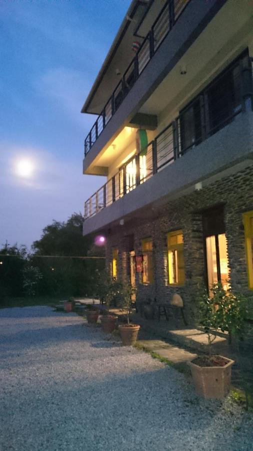 Stone House Homestay Yilan Eksteriør bilde