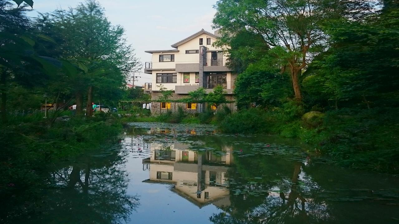 Stone House Homestay Yilan Eksteriør bilde