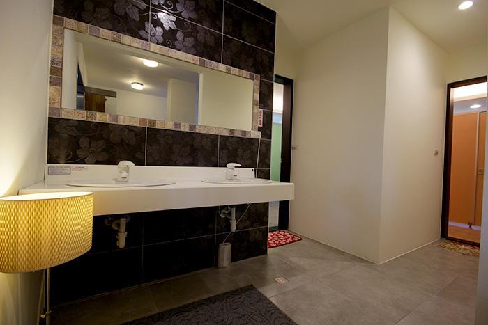 Stone House Homestay Yilan Eksteriør bilde